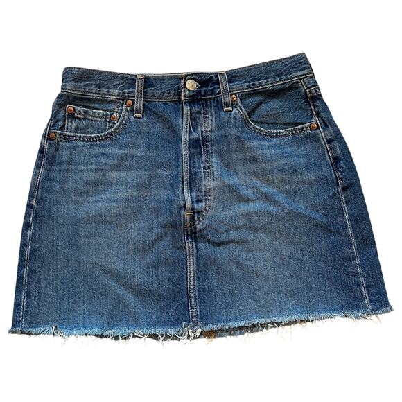 Levis Ribcage Button Fly Raw Hem Cut Off Denim Mini Skirt Blue Size 29 - Picture 2 of 8